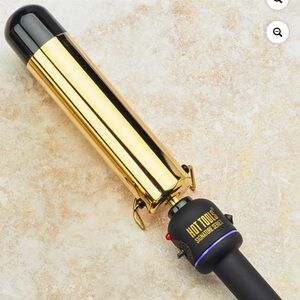 🔥Hot Tools Signature Series 1 1/2” curling wand